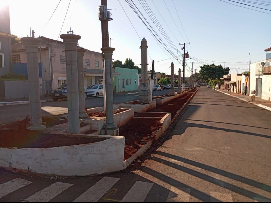 Obra de Reurbanização da Avenida Getúlio Vargas.